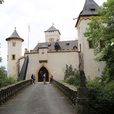 Greifenstein (Heiligstein), Schloss