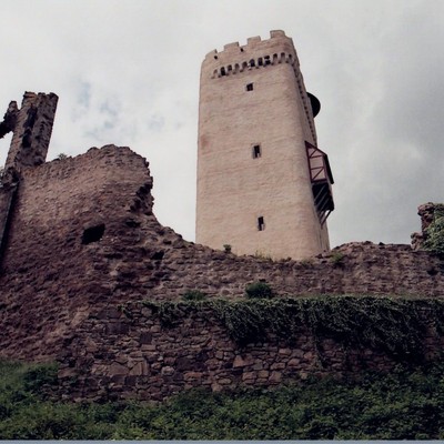 Olbrück, Burg